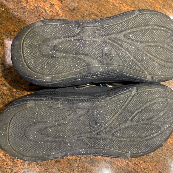 3 for $ 15 OshKosh B'Gosh Fawn girls Mary Jane Flat - Picture 6 of 6